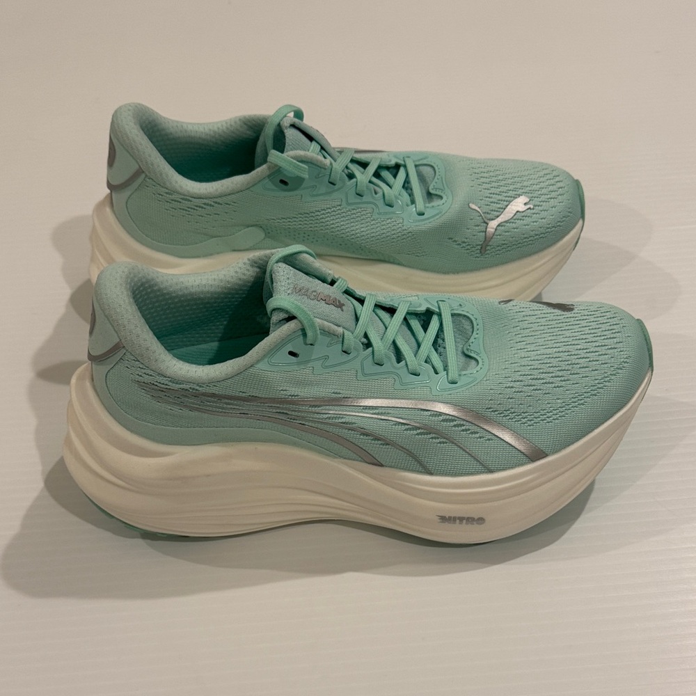 Puma MagMax Nitro Women’s Size 8 New!!